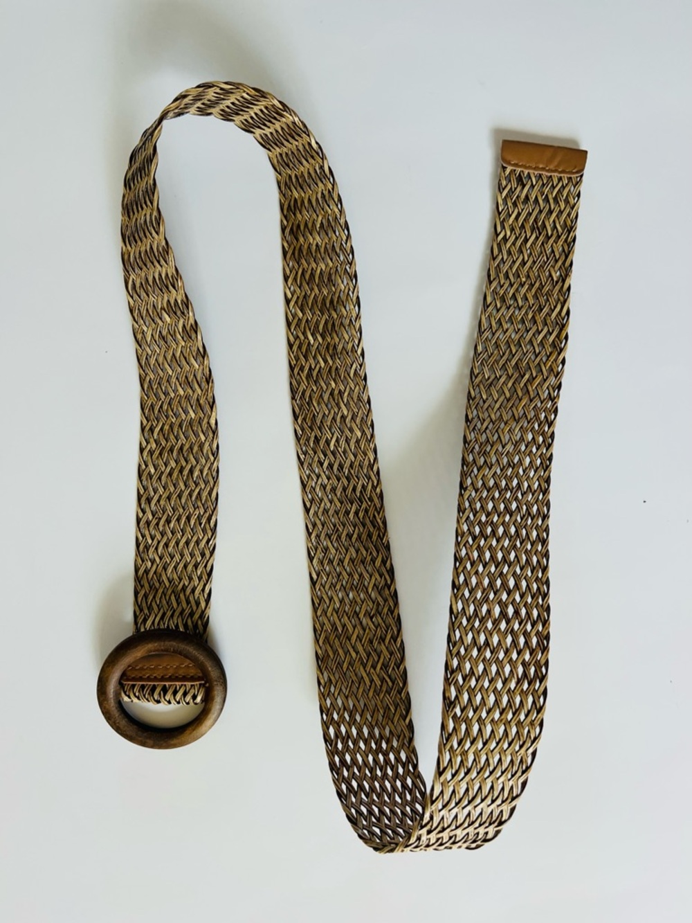 Woven Straw Belt Wood Buckle Boho Wide Waist Belt Natural Fiber Raffia 40”